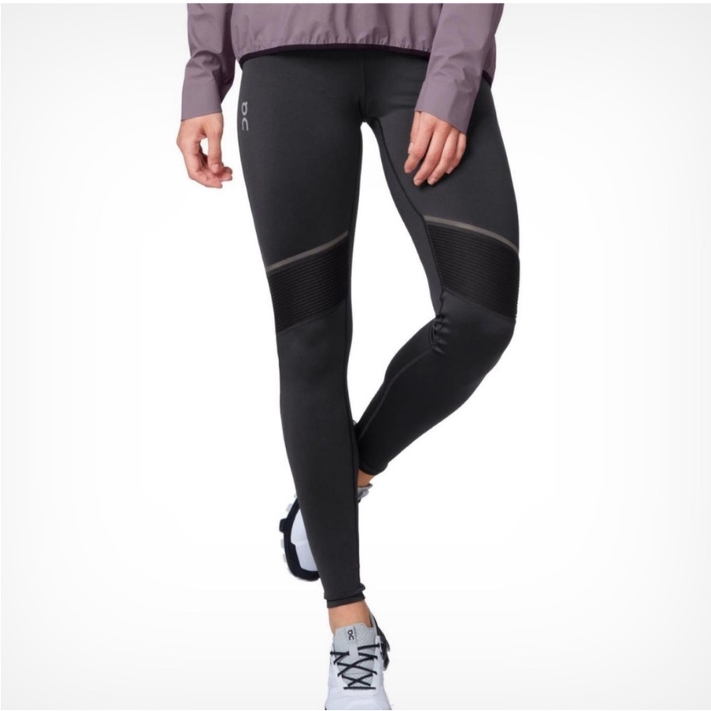 On Running Black Leggings with Zipper Details